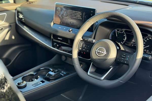 2025 Nissan X-TRAIL ST-L e-POWER T33