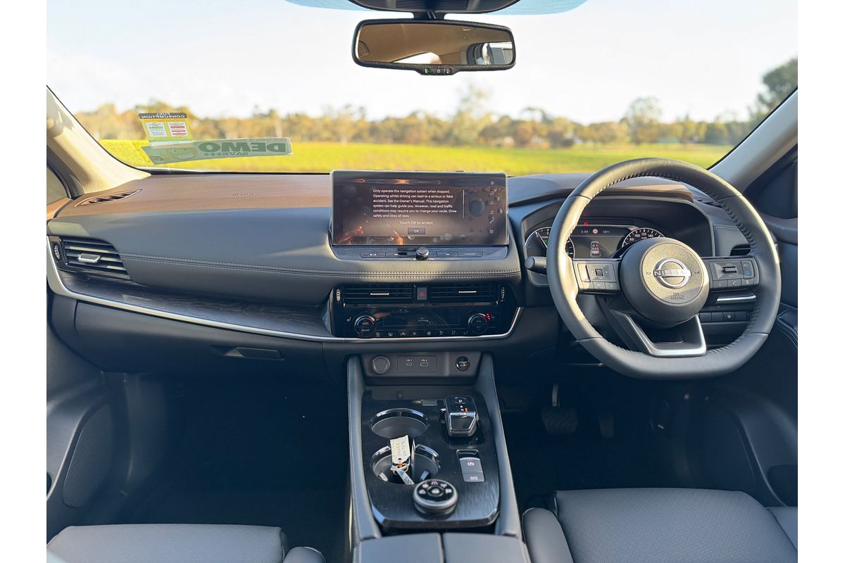 2025 Nissan X-TRAIL ST-L e-POWER T33