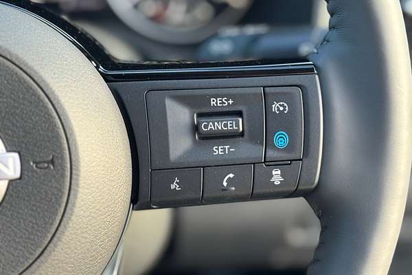 2025 Nissan X-TRAIL ST-L e-POWER T33