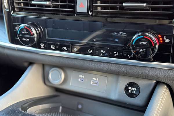 2025 Nissan X-TRAIL ST-L e-POWER T33