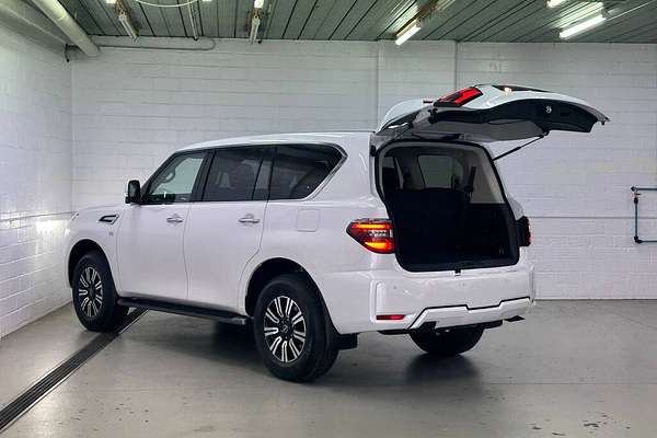 2025 Nissan Patrol Ti Y62