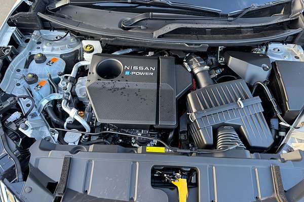 2025 Nissan X-TRAIL ST-L e-POWER T33