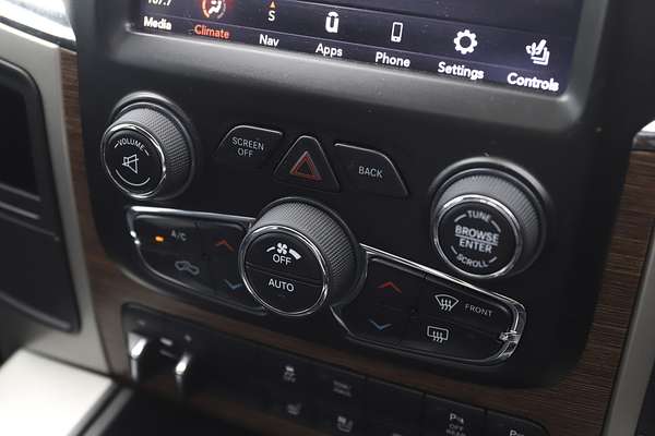 2020 RAM 1500 Laramie DS 4X4 SWB