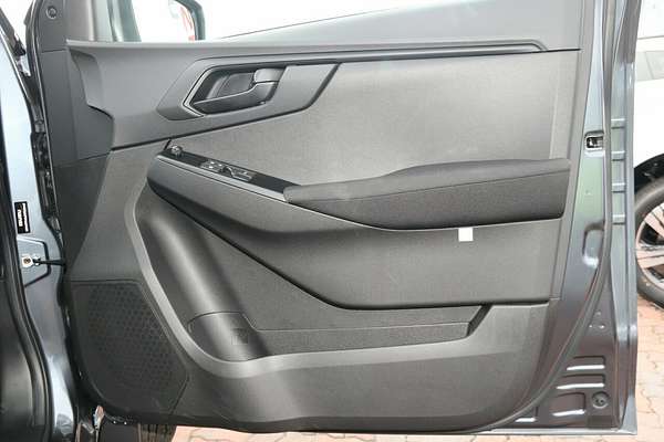 2025 Isuzu D-MAX SX High Ride Rear Wheel Drive