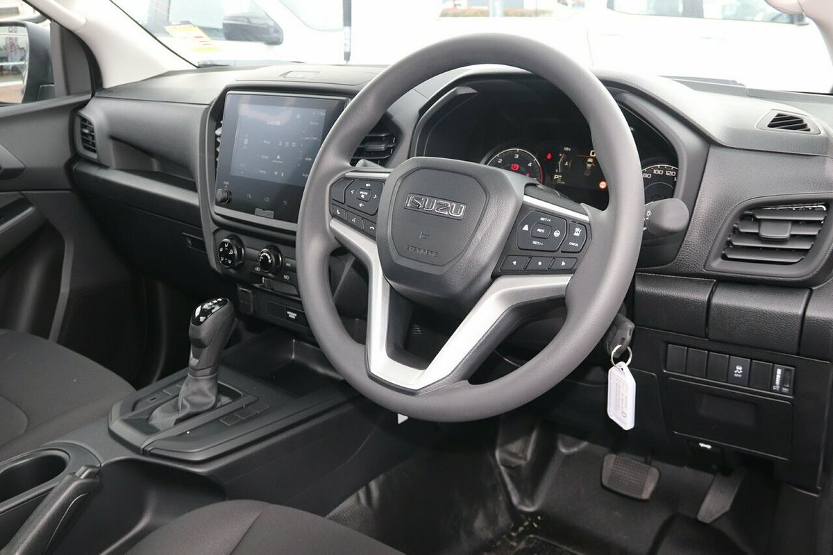 2025 Isuzu D-MAX SX High Ride Rear Wheel Drive