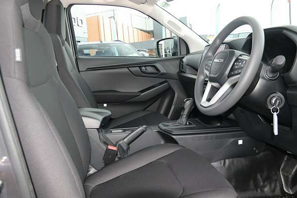 2025 Isuzu D-MAX SX High Ride Rear Wheel Drive