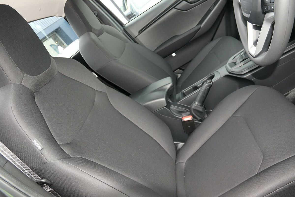 2025 Isuzu D-MAX SX High Ride Rear Wheel Drive