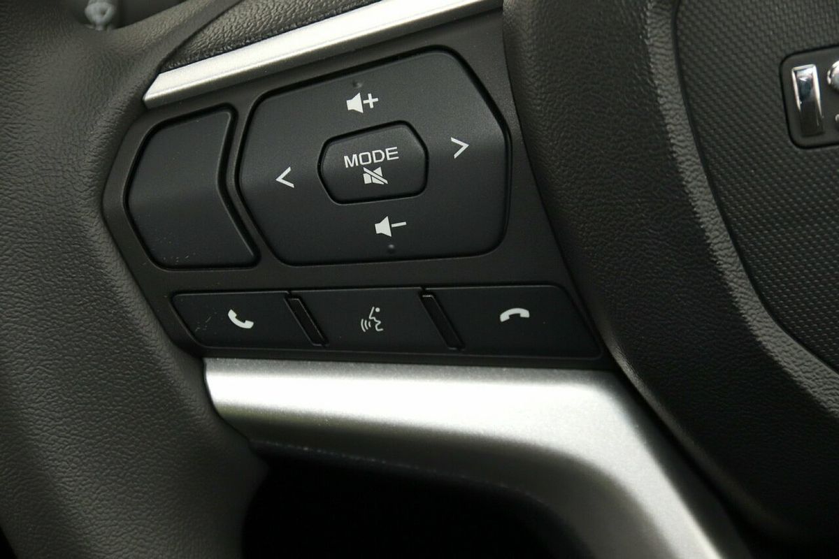2025 Isuzu D-MAX SX High Ride Rear Wheel Drive