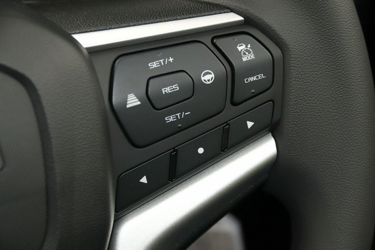 2025 Isuzu D-MAX SX High Ride Rear Wheel Drive