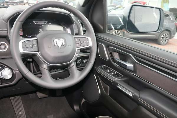 2024 RAM 1500 Laramie DT 4X4 SWB