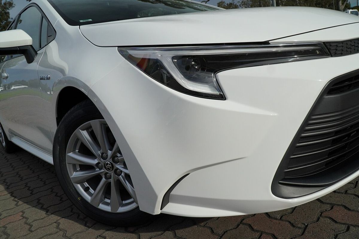 2022 Toyota Corolla Ascent Sport Hybrid ZWE219R