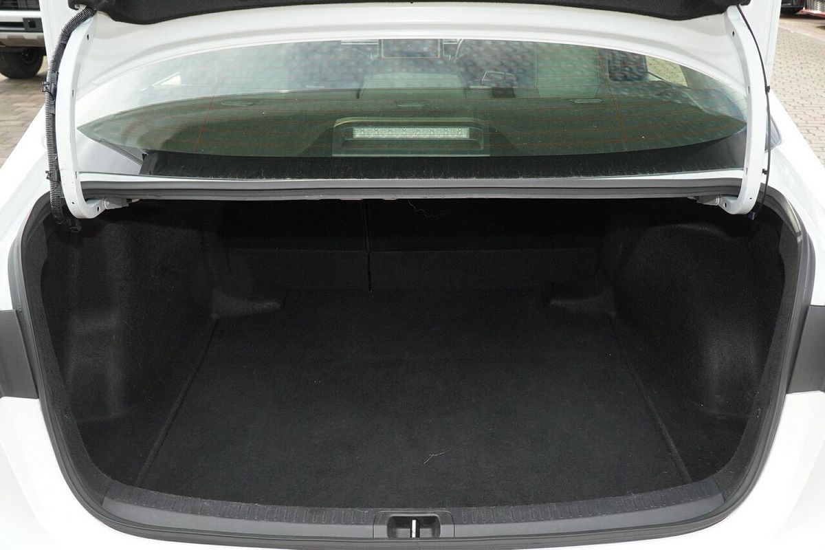 2022 Toyota Corolla Ascent Sport Hybrid ZWE219R