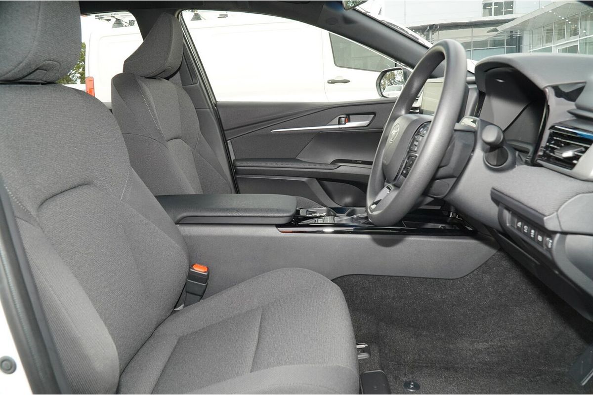 2024 Toyota Camry Ascent AXVH80R