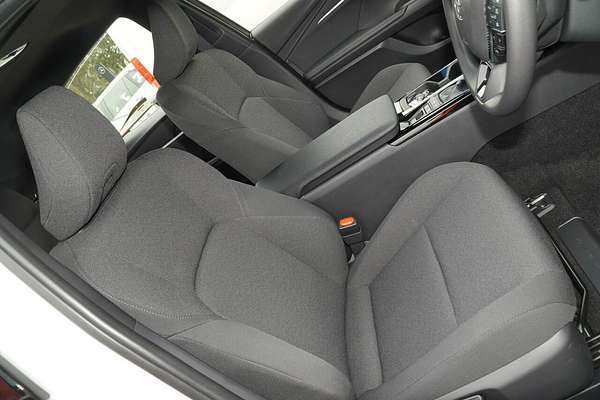 2024 Toyota Camry Ascent AXVH80R