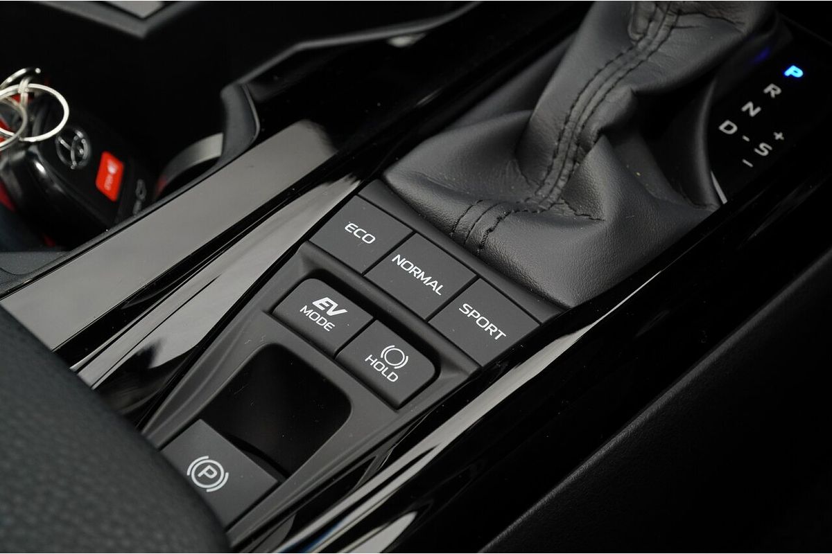 2024 Toyota Camry Ascent AXVH80R