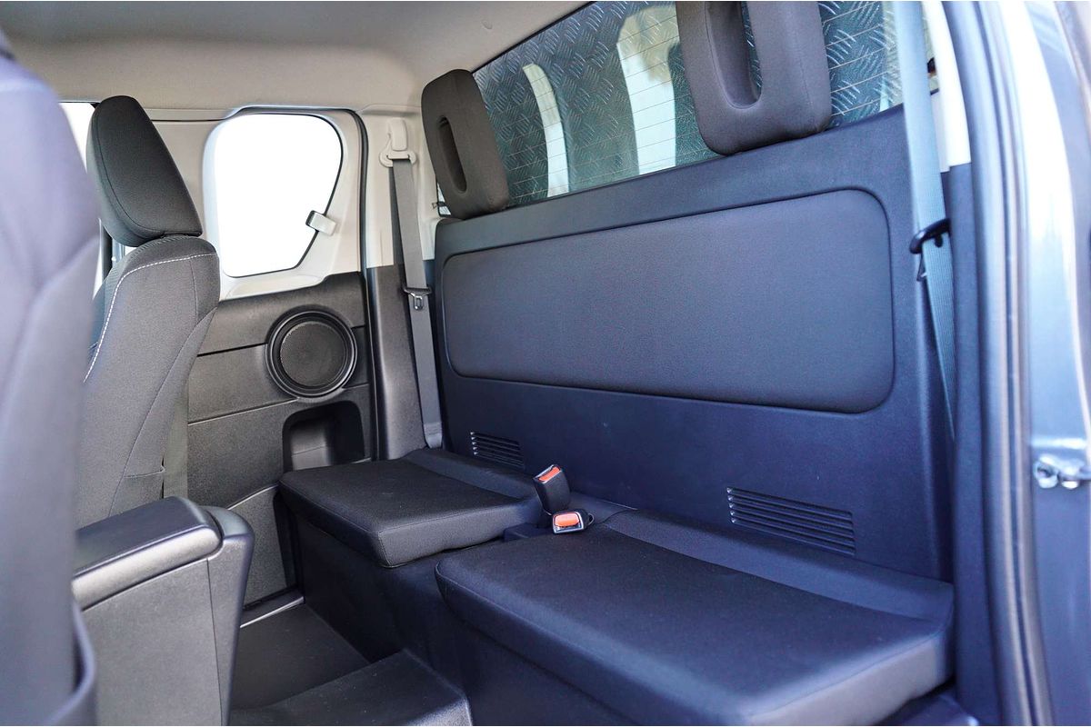 2019 Toyota Hilux 4x4 Hilux 4x4 SR 2.8L T Diesel Automatic Extra Cab C/C