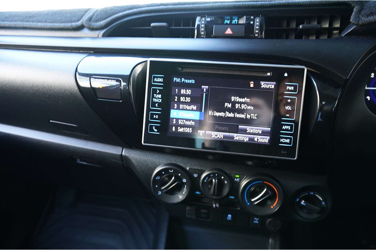 2019 Toyota Hilux 4x4 Hilux 4x4 SR 2.8L T Diesel Automatic Extra Cab C/C