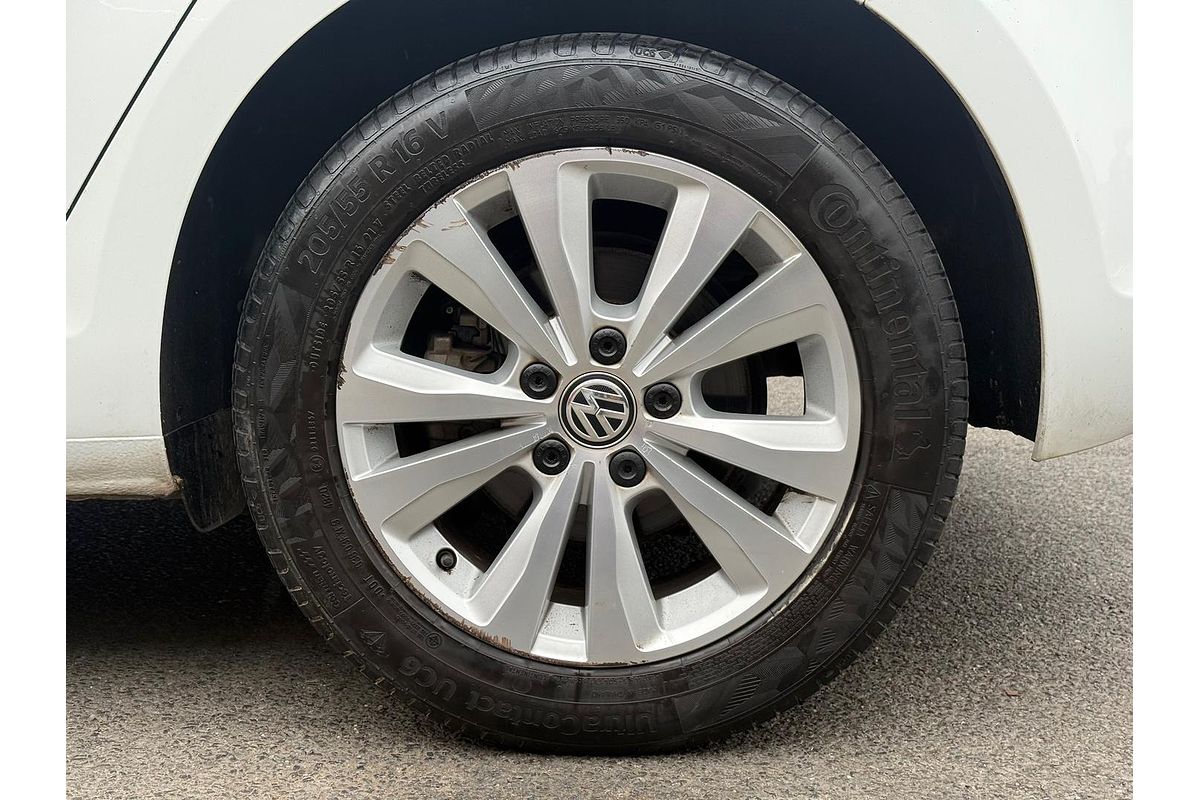 2014 Volkswagen Golf 90TSI Comfortline 7