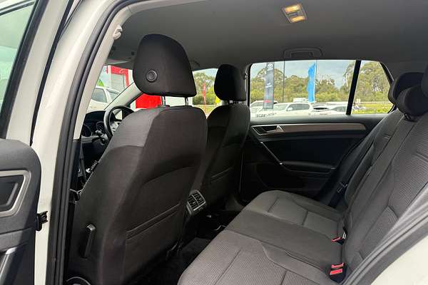 2014 Volkswagen Golf 90TSI Comfortline 7