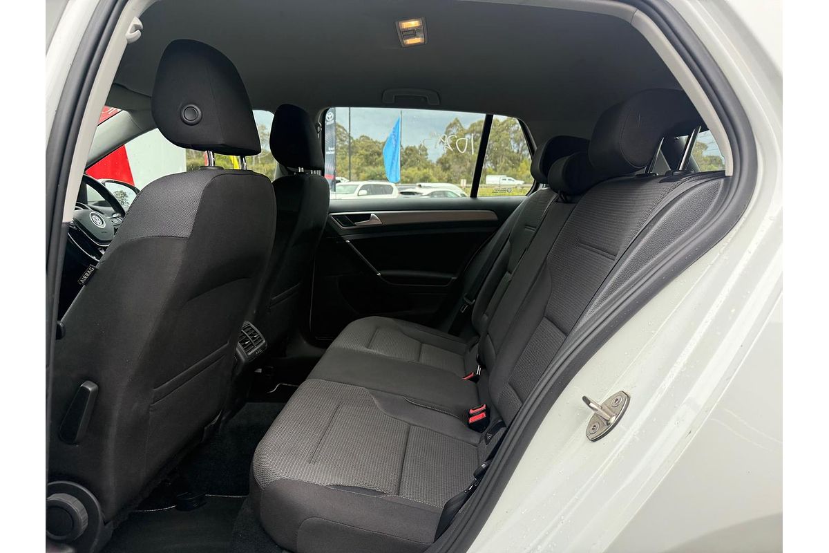 2014 Volkswagen Golf 90TSI Comfortline 7