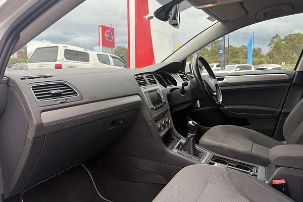 2014 Volkswagen Golf 90TSI Comfortline 7