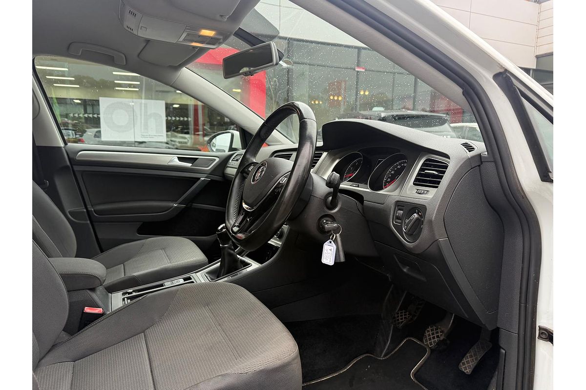 2014 Volkswagen Golf 90TSI Comfortline 7