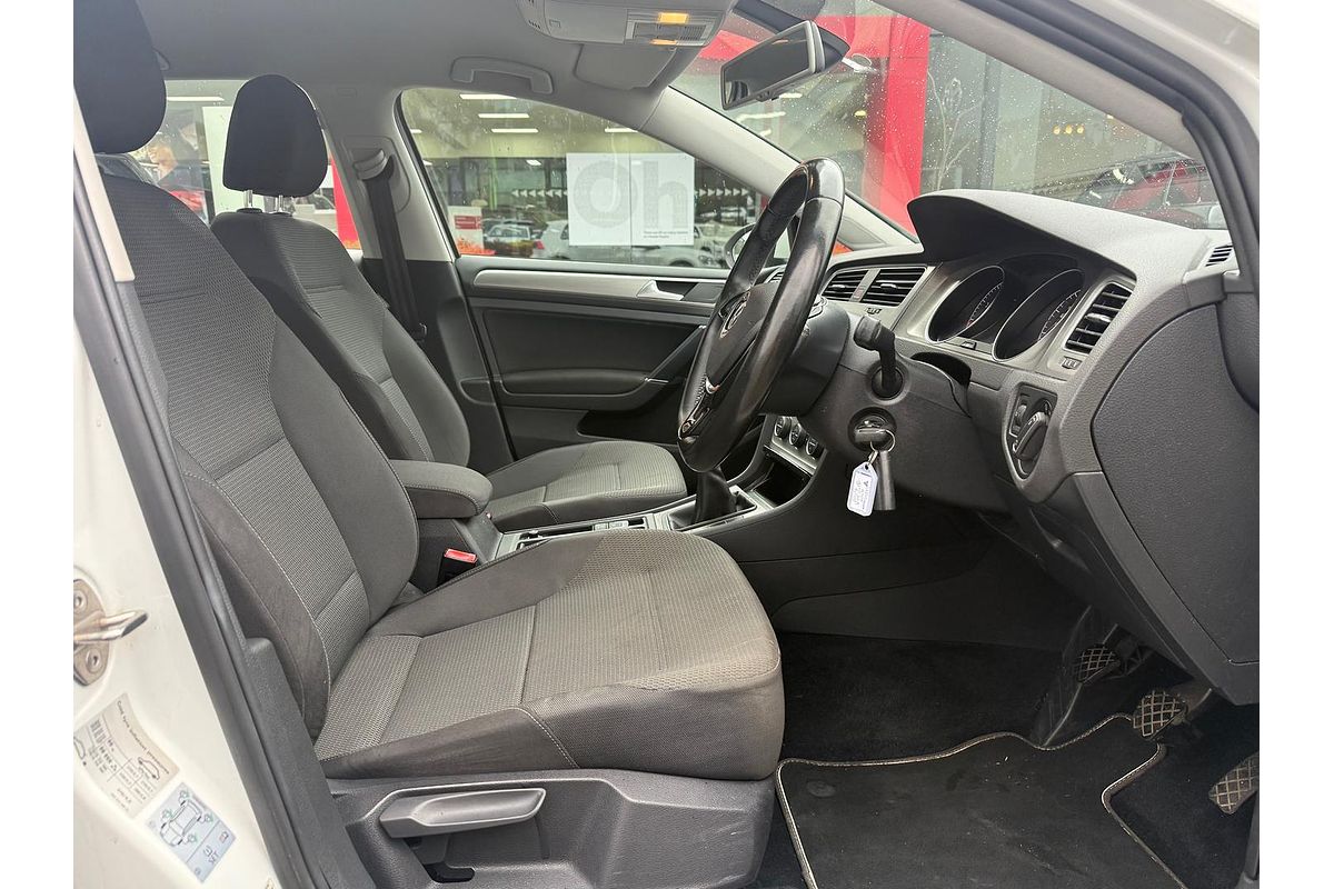 2014 Volkswagen Golf 90TSI Comfortline 7