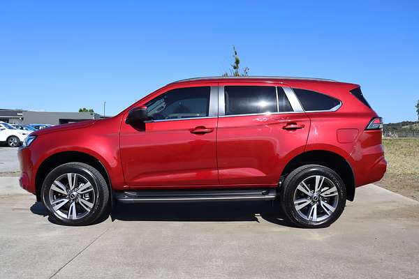2024 Isuzu MU-X LS-T