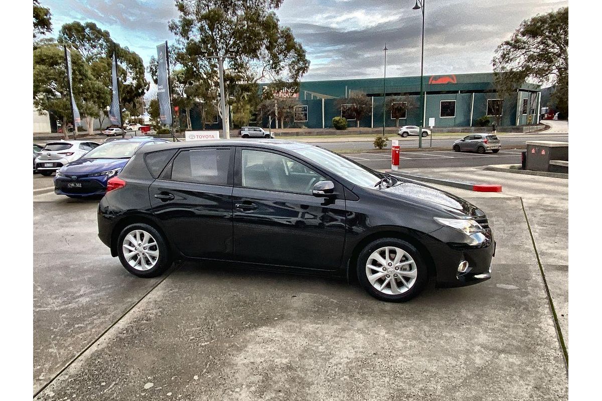 2013 Toyota Corolla Ascent Sport ZRE182R
