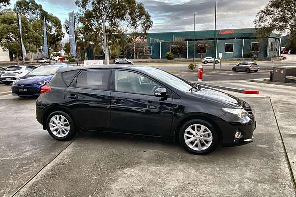2013 Toyota Corolla Ascent Sport ZRE182R