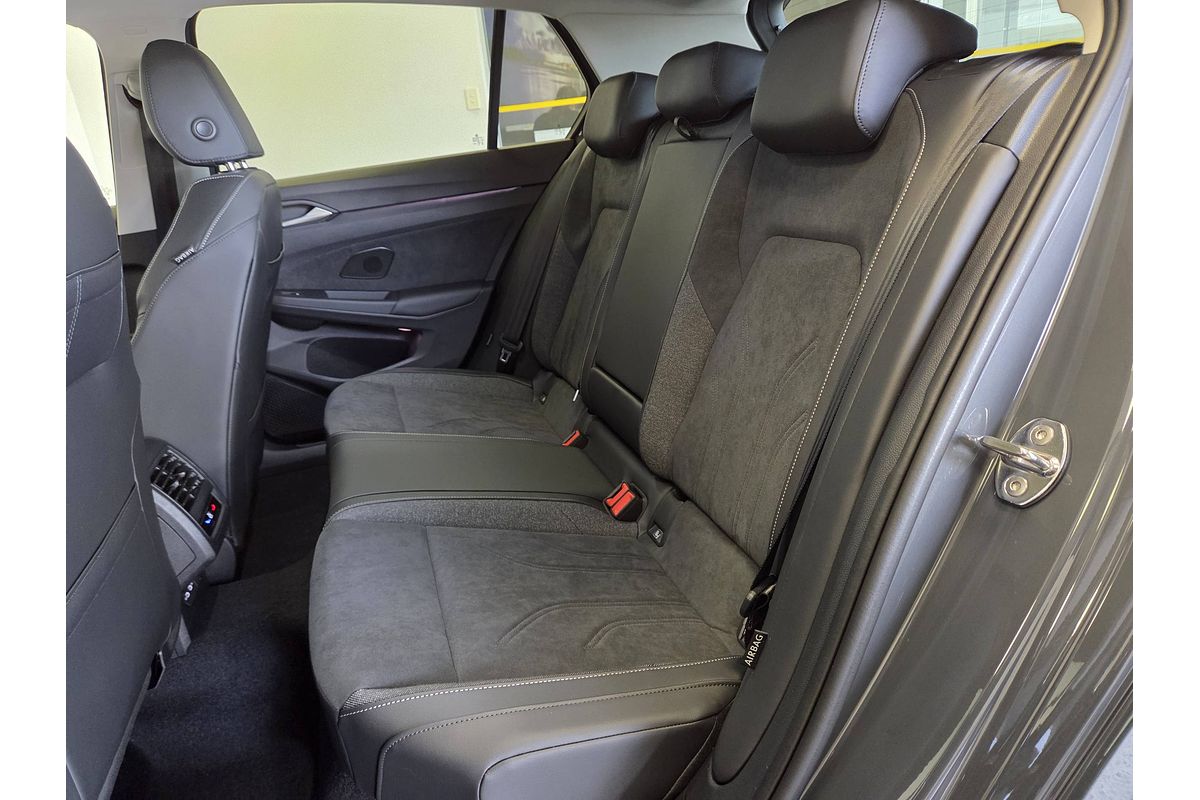 2025 Volkswagen Golf 110TSI Style 8.5