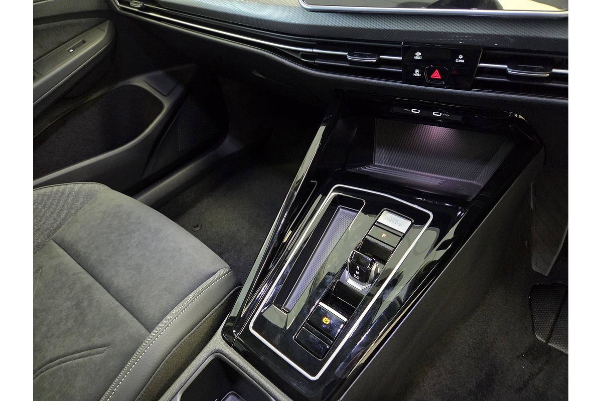 2025 Volkswagen Golf 110TSI Style 8.5