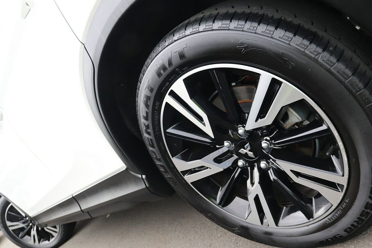 2023 Mitsubishi Eclipse Cross LS YB