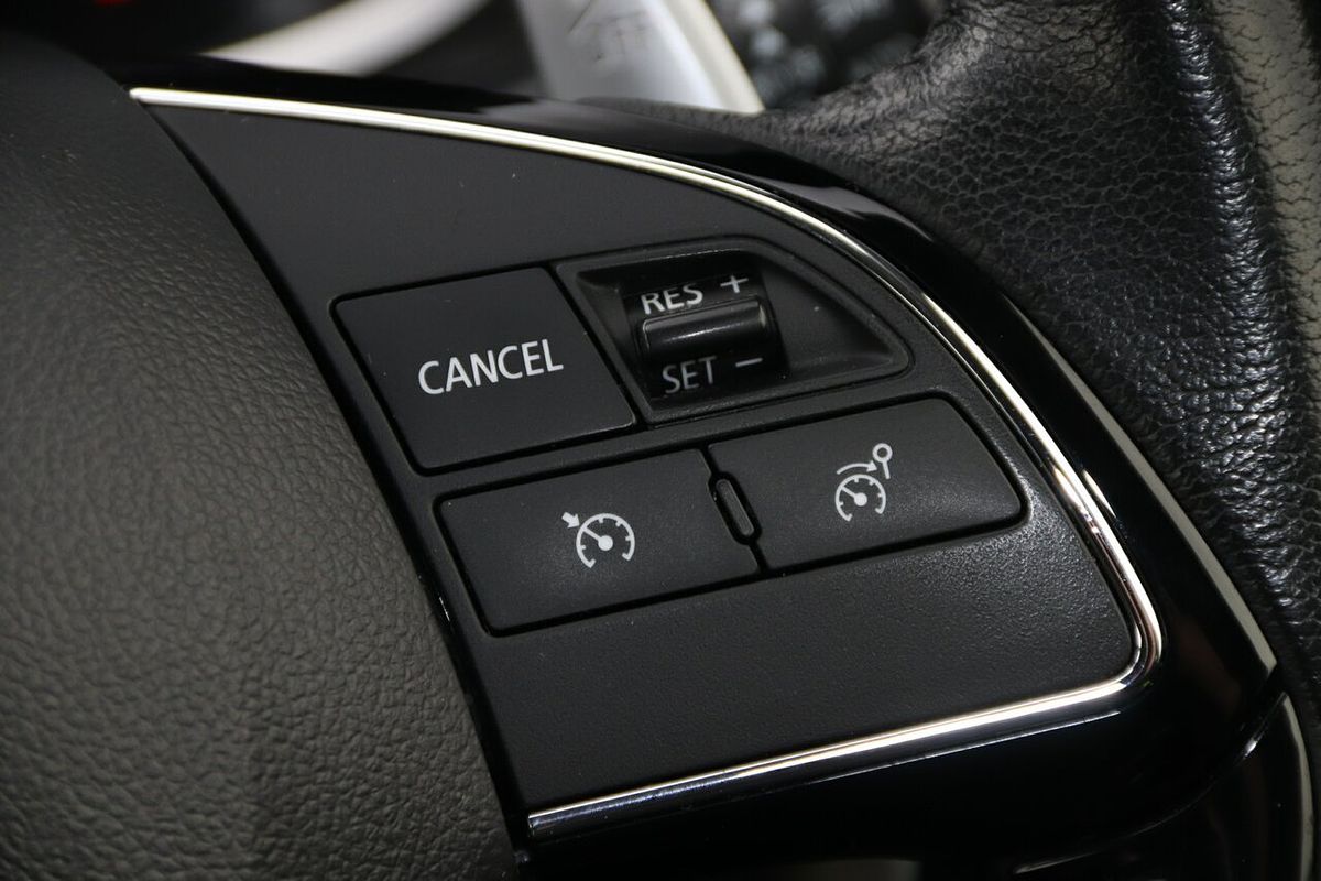 2023 Mitsubishi Eclipse Cross LS YB