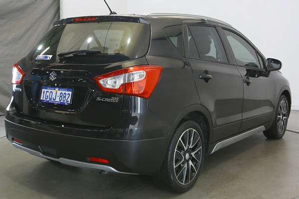 2016 Suzuki S-Cross GLX JY