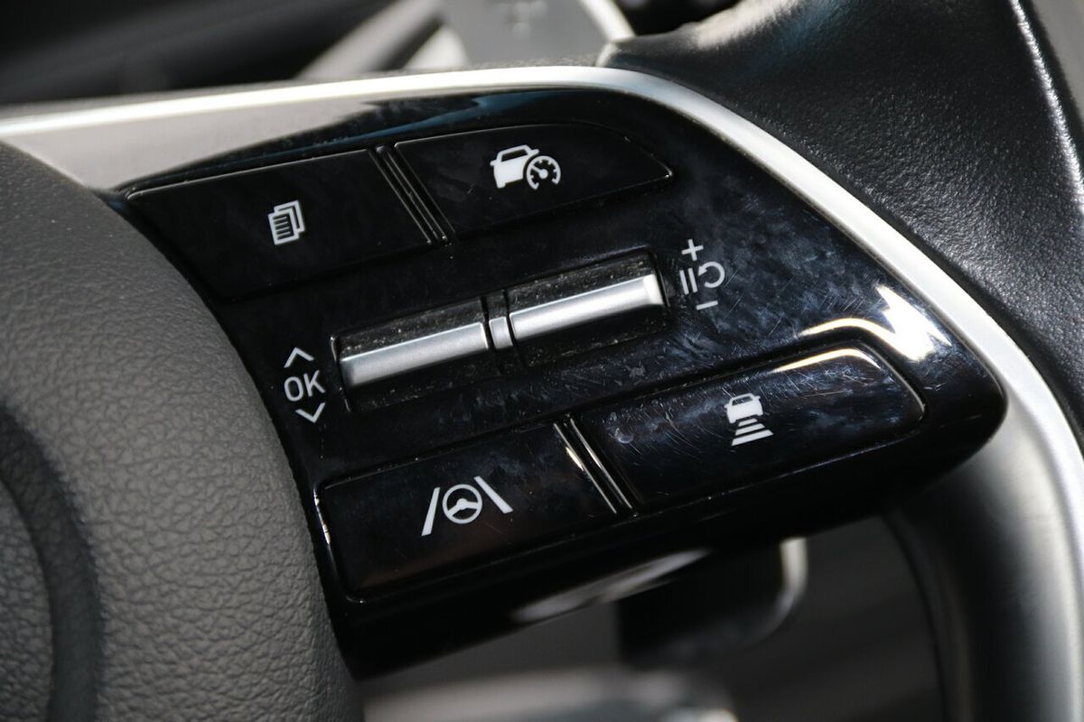 2021 Hyundai STARIA  US4.V1