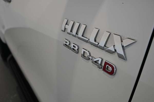 2015 Toyota Hilux SR GUN126R 4X4