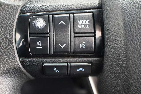 2015 Toyota Hilux SR GUN126R 4X4