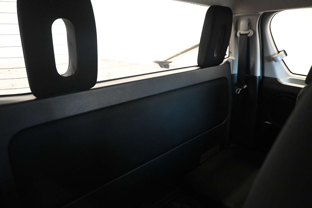 2015 Toyota Hilux SR GUN126R 4X4