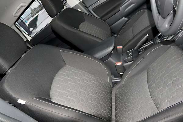 2024 Mitsubishi ASX ES XD