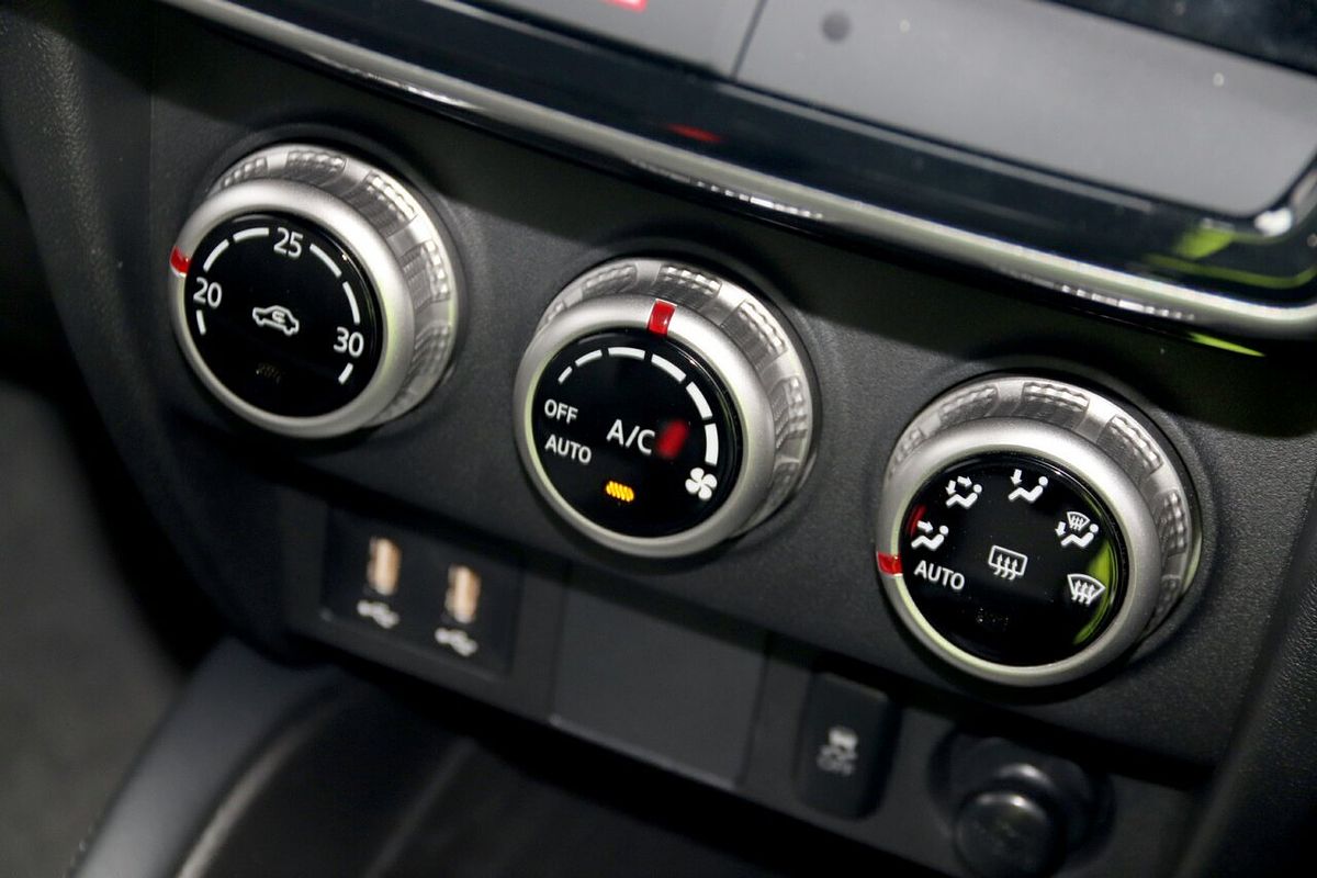 2024 Mitsubishi ASX ES XD