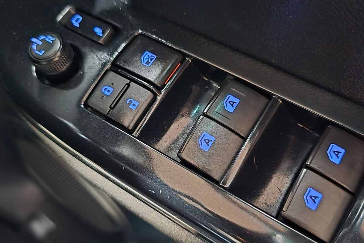 2019 Toyota Hilux Rugged X GUN126R 4X4