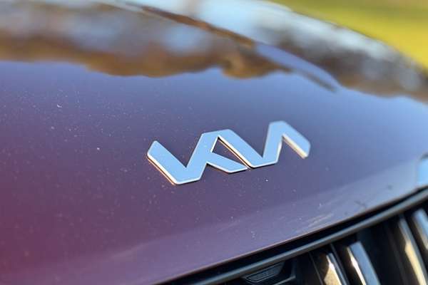 2022 Kia Carnival S KA4