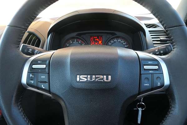 2017 Isuzu D-MAX SX High Ride Rear Wheel Drive