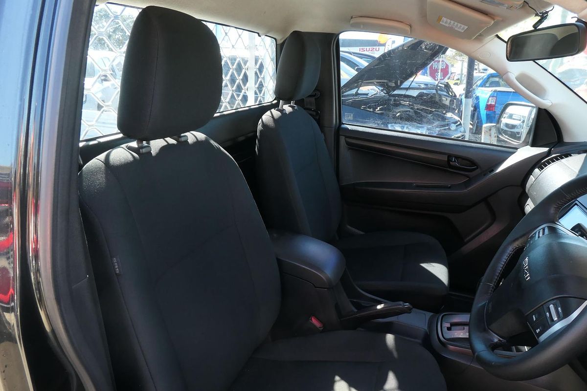 2017 Isuzu D-MAX SX High Ride Rear Wheel Drive