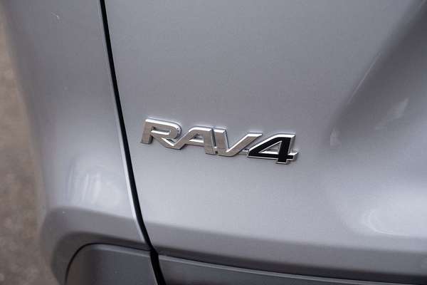 2020 Toyota RAV4 Cruiser AXAH52R