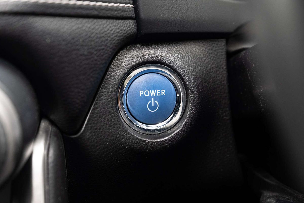 2020 Toyota RAV4 Cruiser AXAH52R
