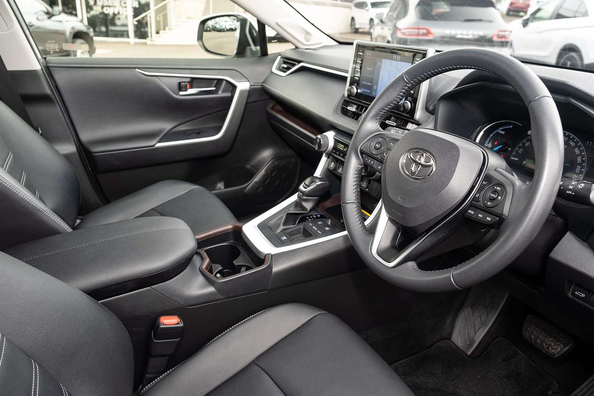 2020 Toyota RAV4 Cruiser AXAH52R