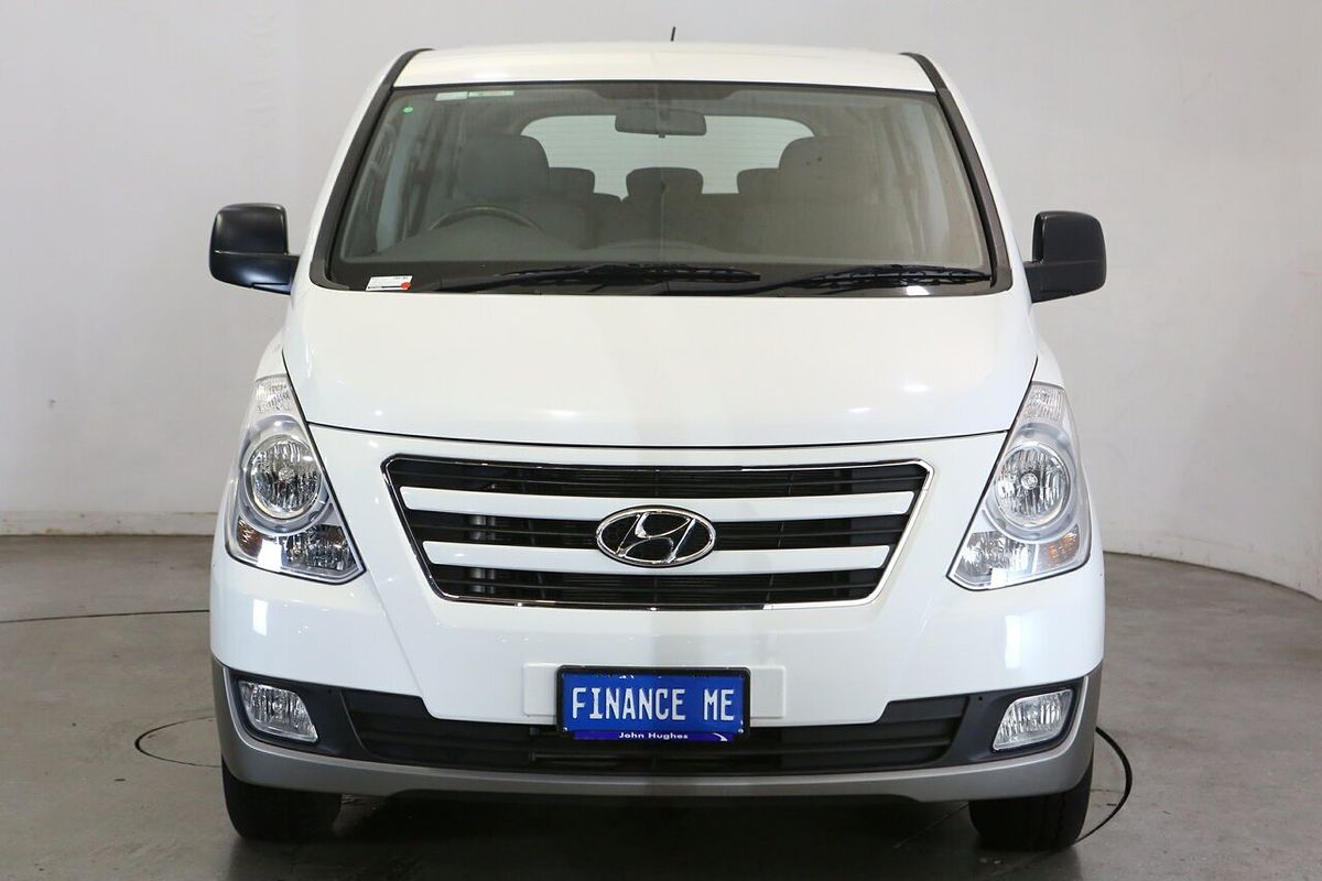2016 Hyundai iMax TQ3-W Series II