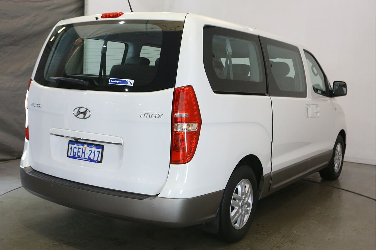 2016 Hyundai iMax TQ3-W Series II